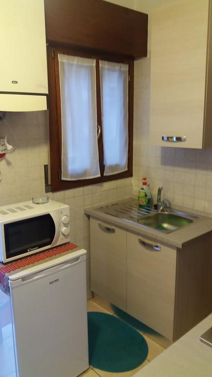 Appartamento La Chiocciola เตรวิโซ ภายนอก รูปภาพ